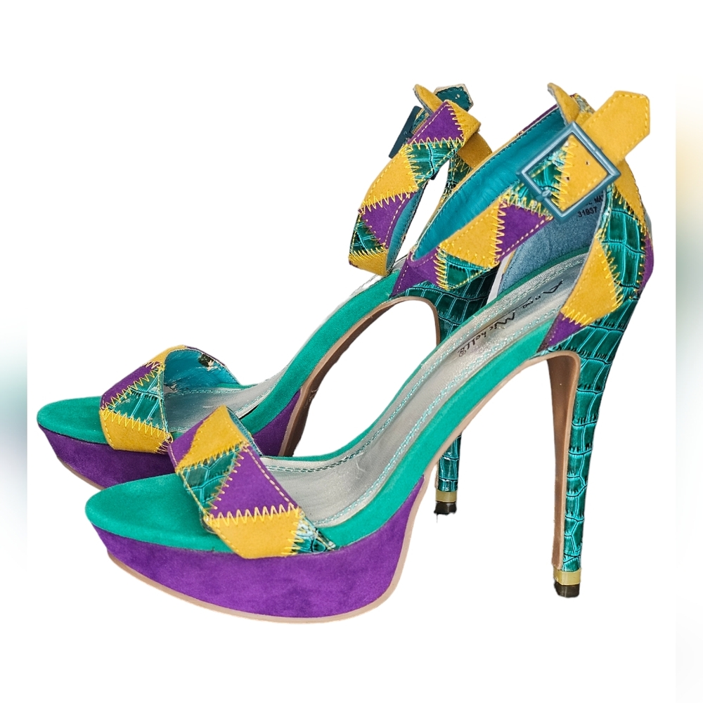 ANNE MICHELLE Multicolor ZigZag Stitch Ankle Strap Heel Sandals. Size 6.5